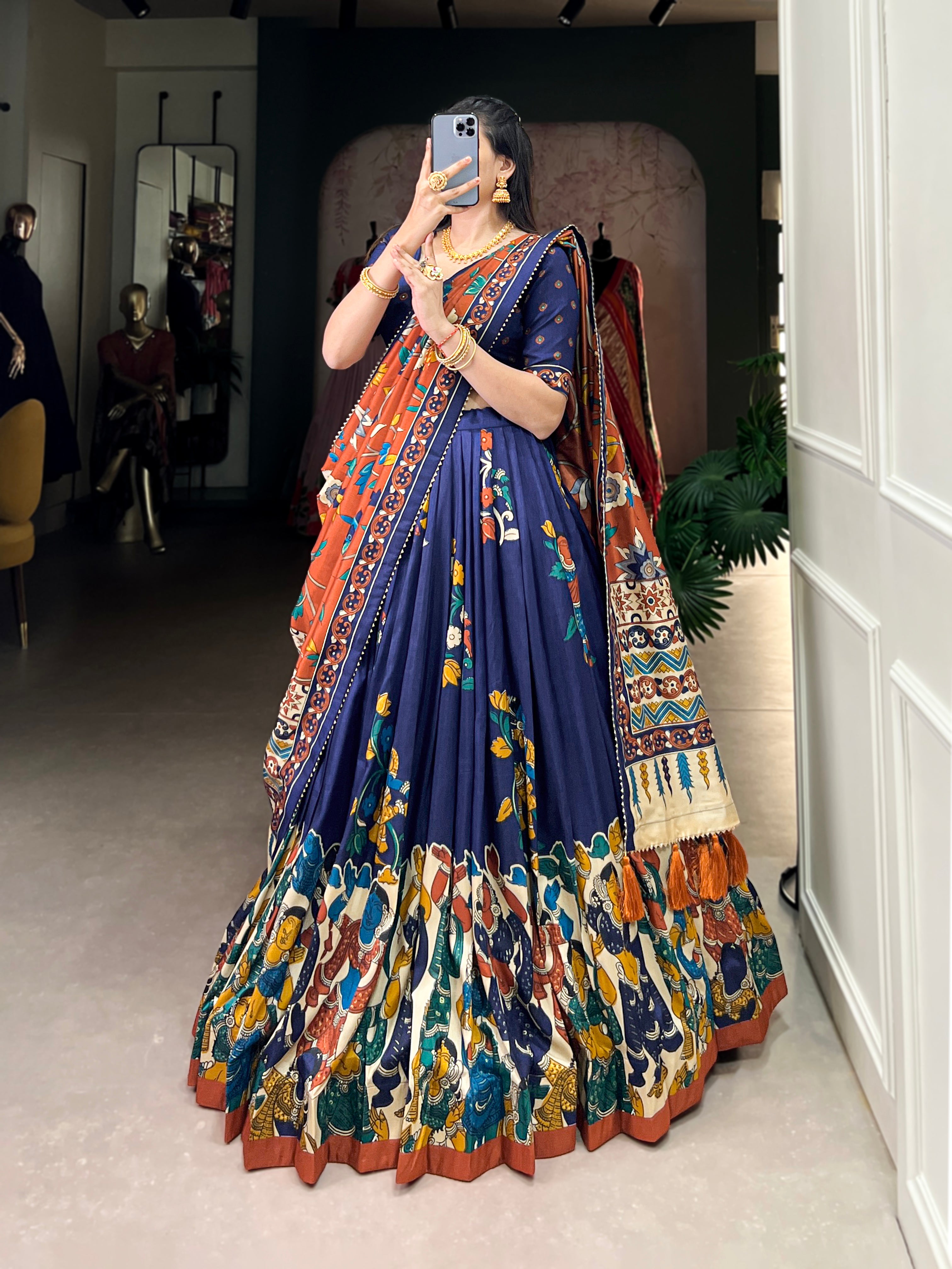 Exclusive Tussar Silk Lehenga Choli Set β Floral & Patola Print Design β¨π